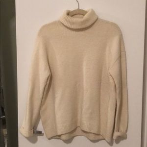 Vince Ivory cashmere turtleneck